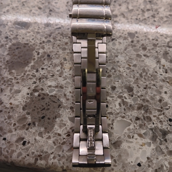 Mercedes Benz Silver Plated Stainless Silver Watch - Picture 3 of 4